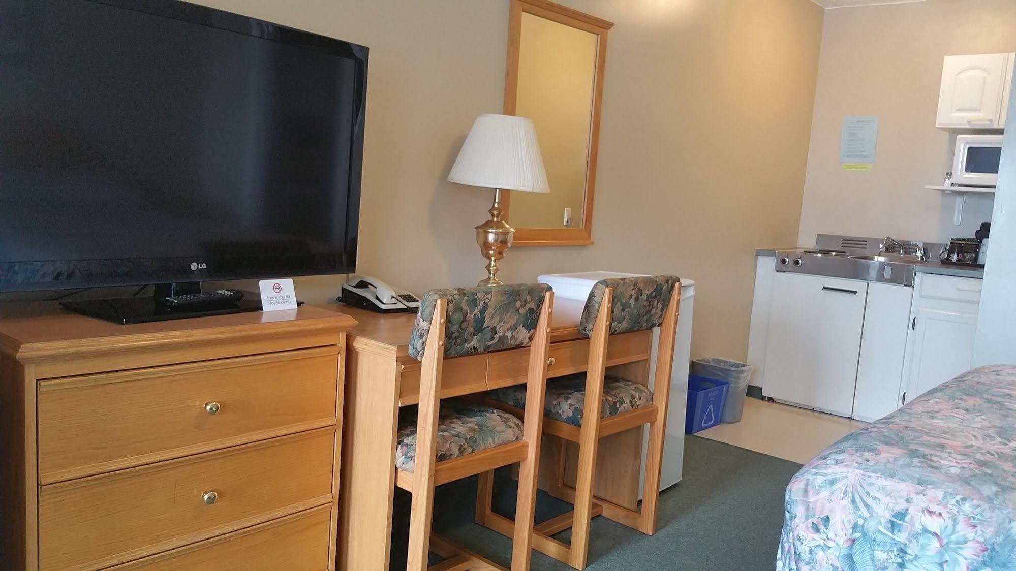 Athabasca Lodge Motel מראה חיצוני תמונה